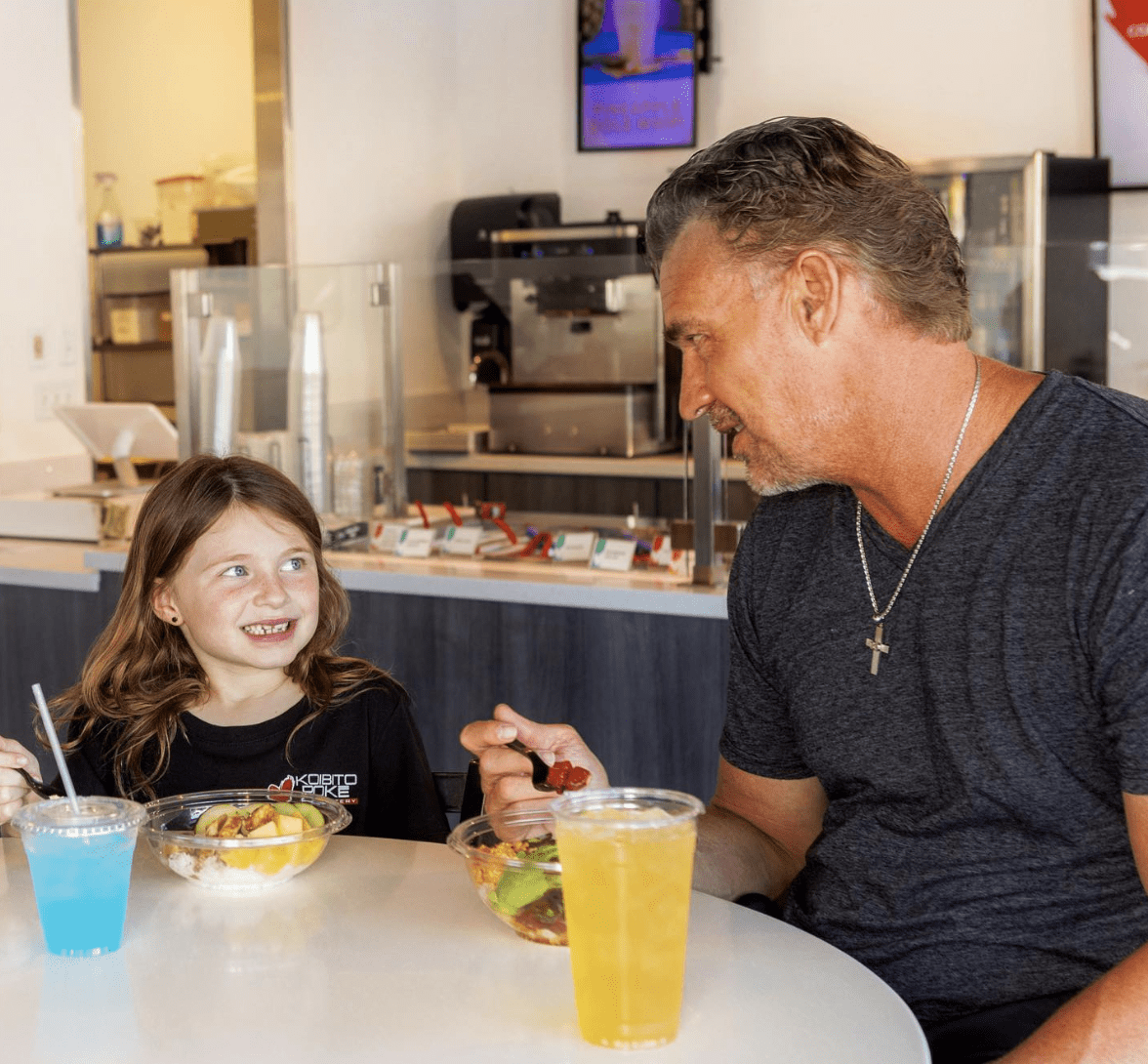 todd stottlemyre and daughter eating koibito
